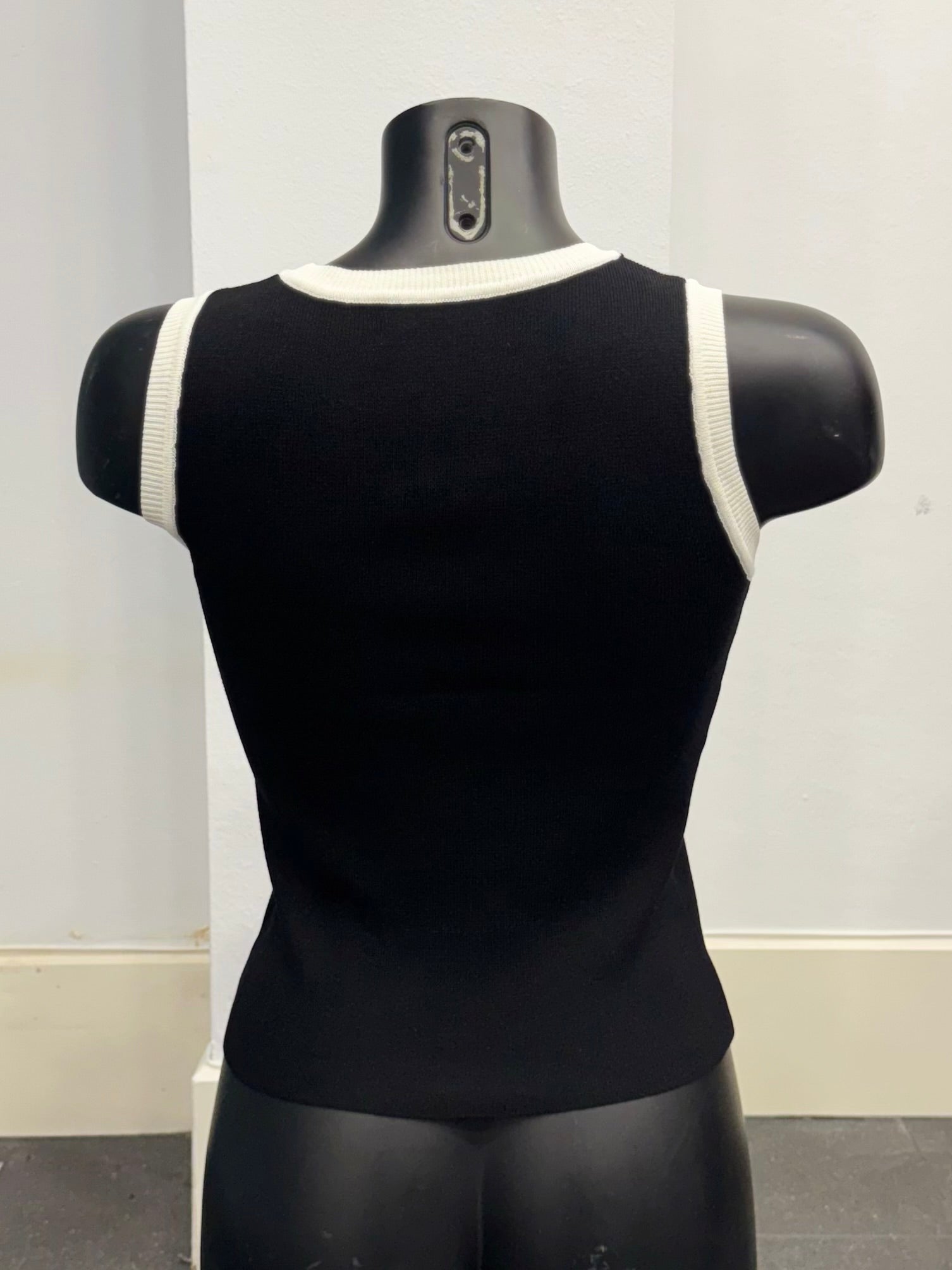 TOP ELÁSTICO “UNIVERSITY STYLE” - NUMODA