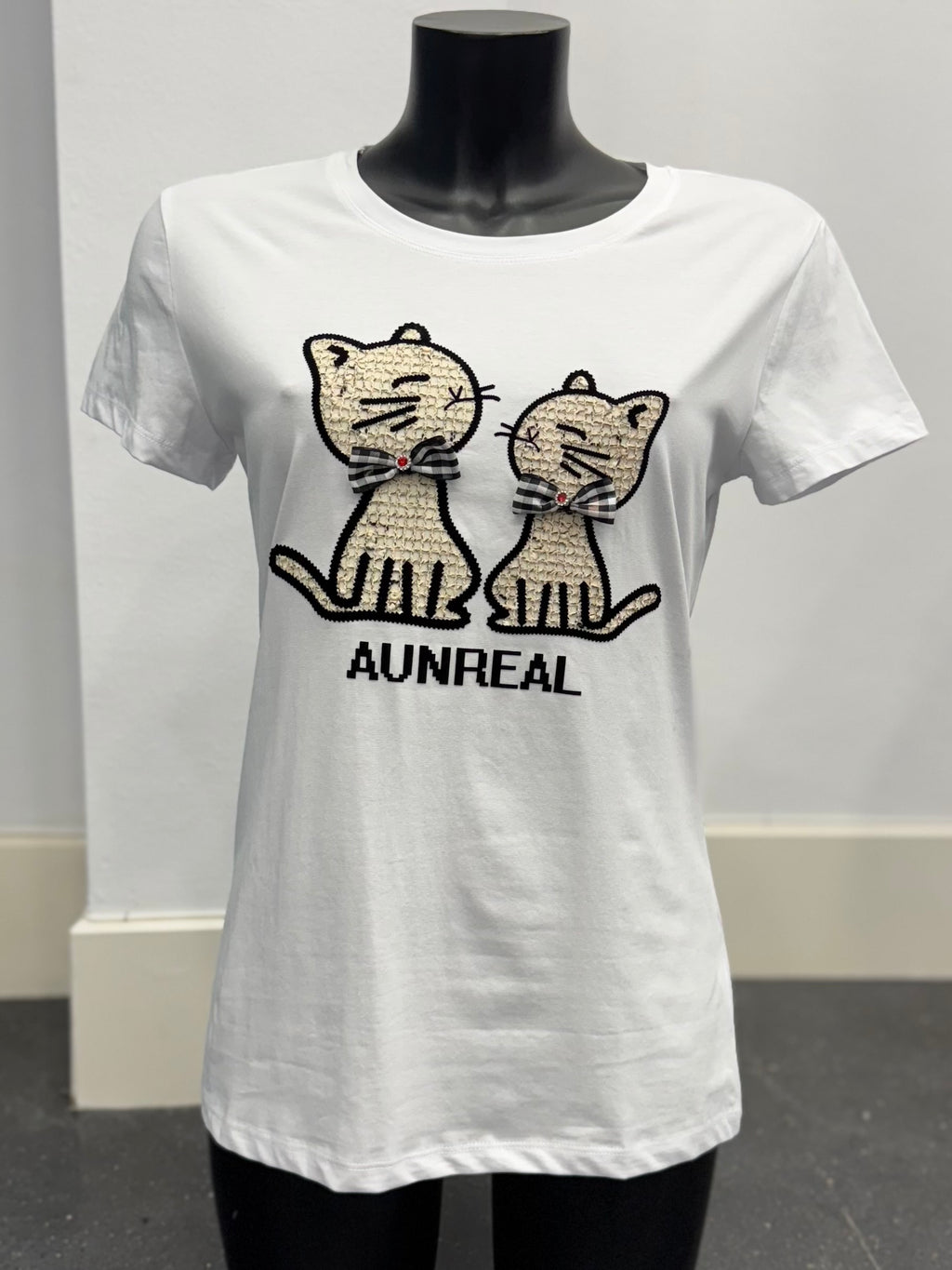 CAMISETA MANGA CORTA “AUNREAL” - NUMODA