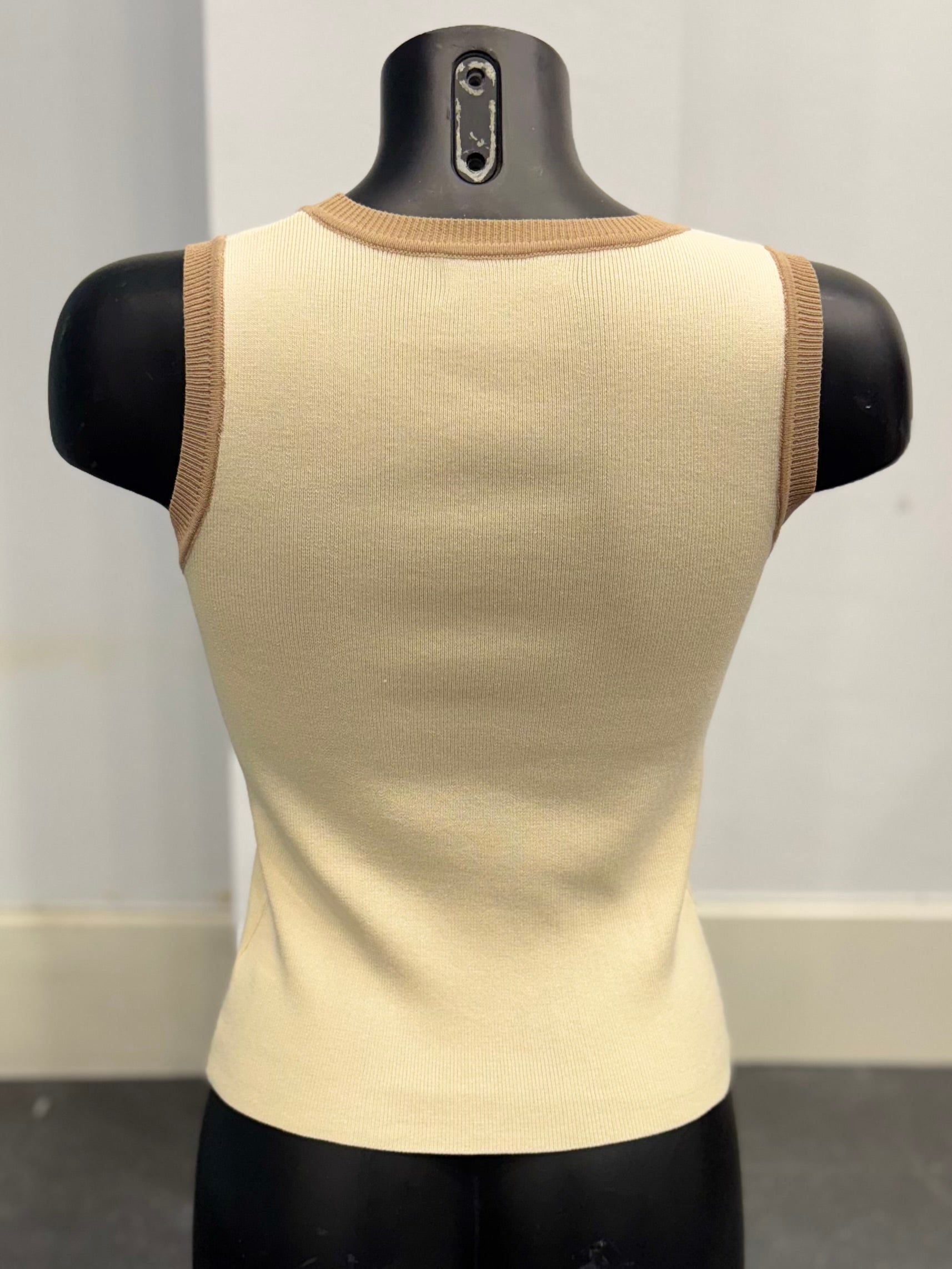 TOP ELÁSTICO “UNIVERSITY STYLE” - NUMODA