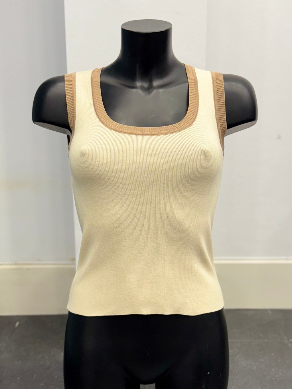 TOP ELÁSTICO “UNIVERSITY STYLE” - NUMODA