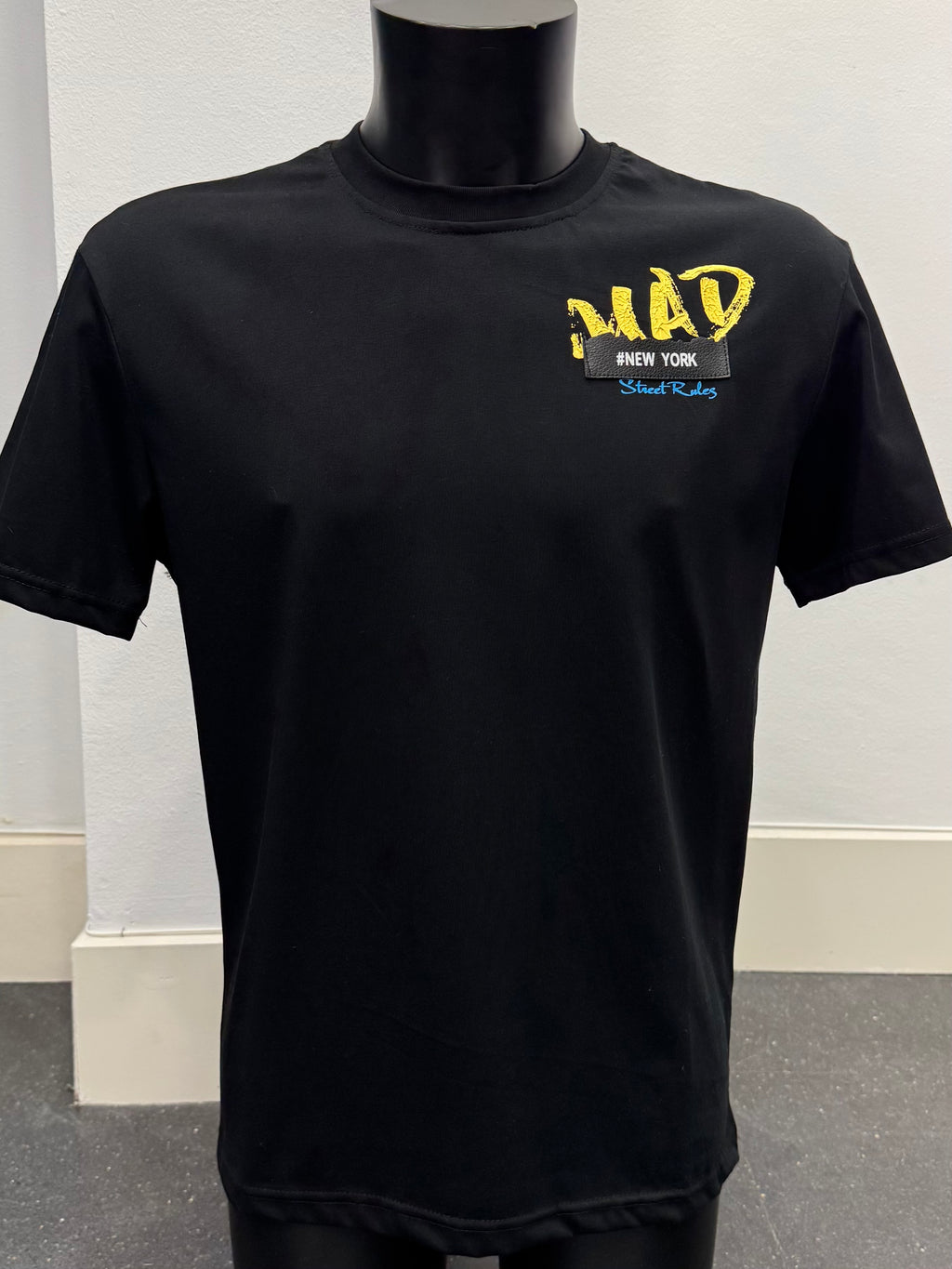 CAMISETA MANGA CORTA "MAD" - NUMODA