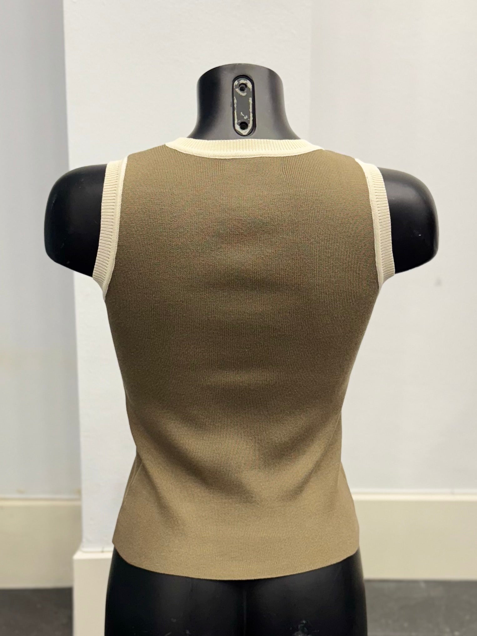 TOP ELÁSTICO “UNIVERSITY STYLE” - NUMODA