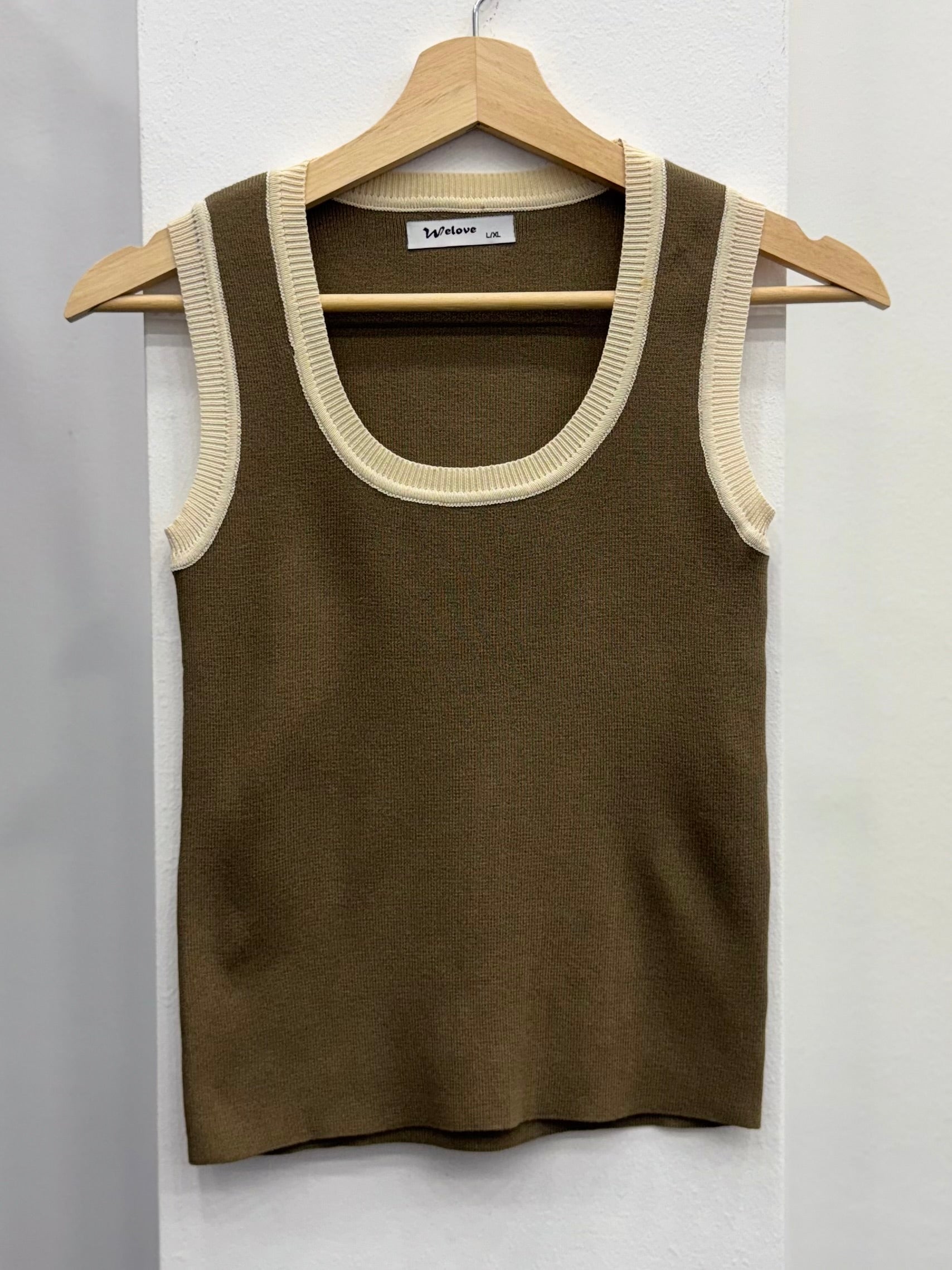 TOP ELÁSTICO “UNIVERSITY STYLE” - NUMODA